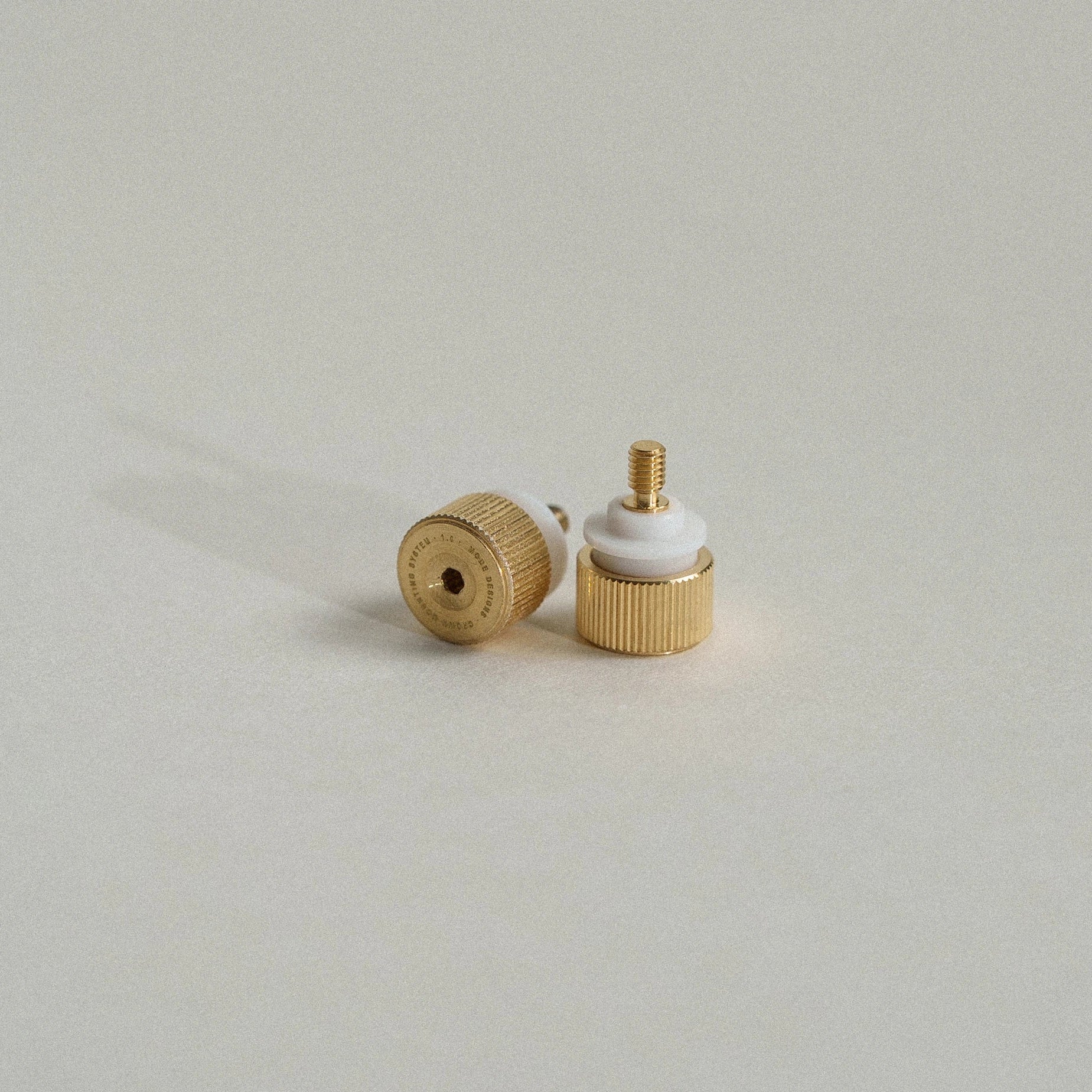 Crown Mounting System - Top